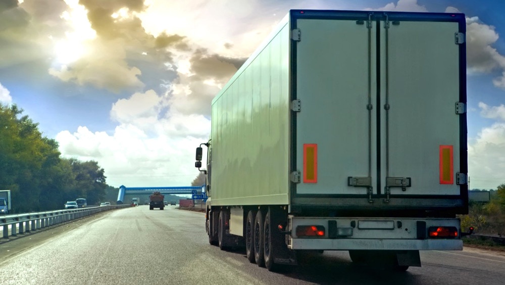 odpowiedzialnosc-przewoznika ciężarówka na autostradzie